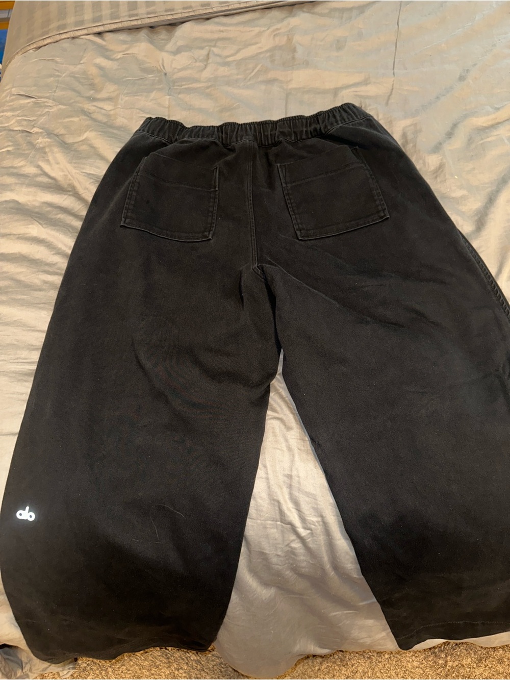 ALO Yoga Black Wide-Leg Pull-On Trousers